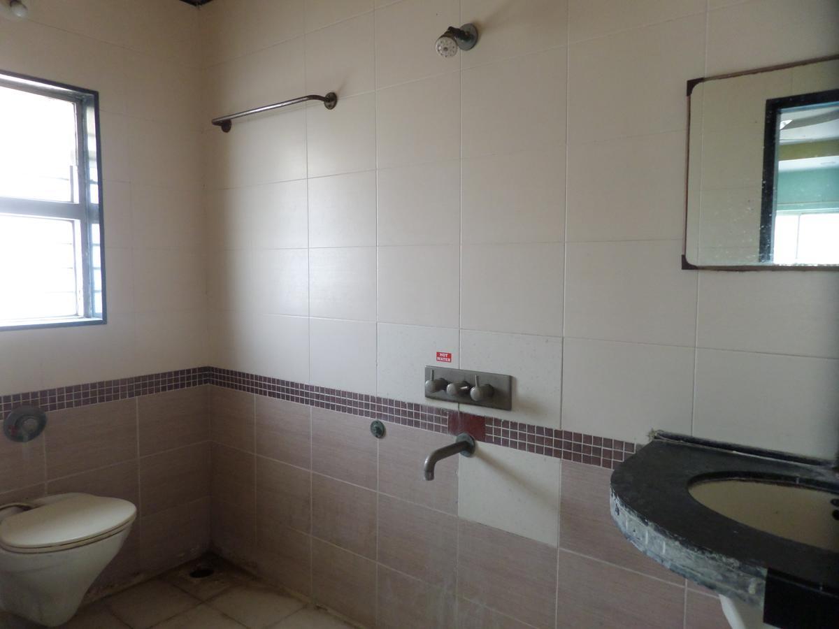 Sāngli Hotel Sadanand מראה חיצוני תמונה