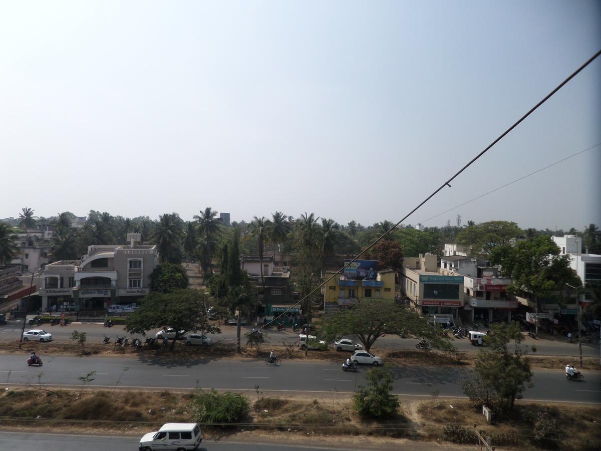 Sāngli Hotel Sadanand מראה חיצוני תמונה